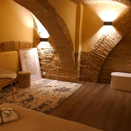 Piazza Iv Novembre Heritage - The Absolute Center Appartement *