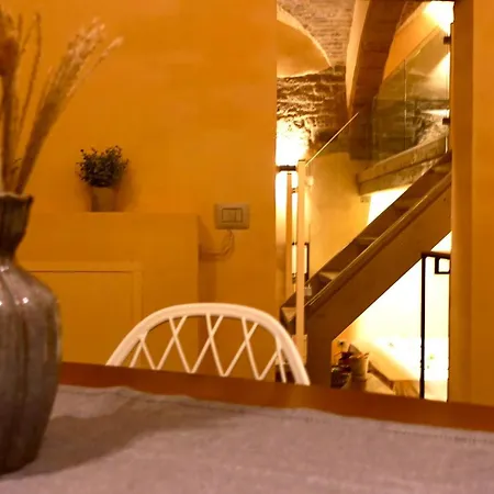 Piazza Iv Novembre Heritage - The Absolute Center Apartment