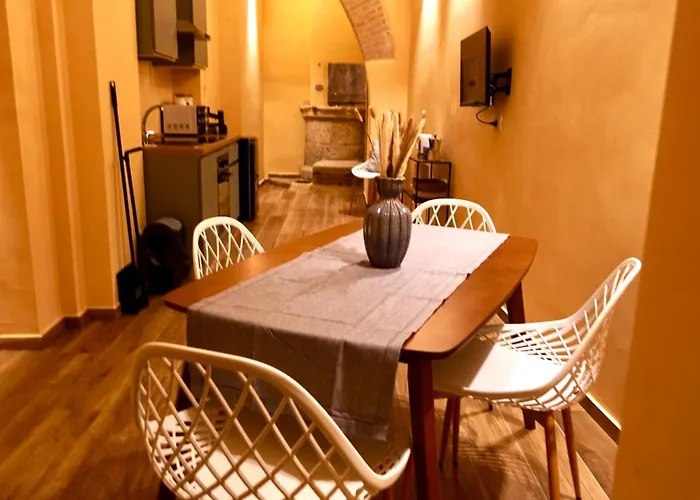 Piazza Iv Novembre Heritage - The Absolute Center *